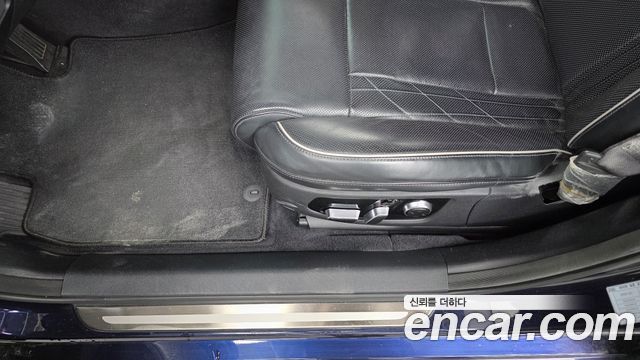 Kia K9 2019 — photo 32