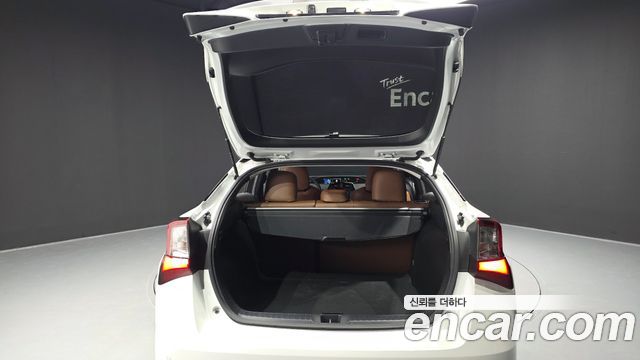 Toyota Prius 2021 — photo 20