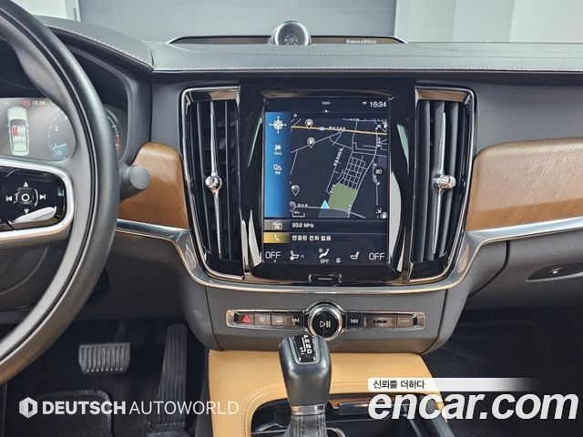 Volvo S90 2019 — photo 14