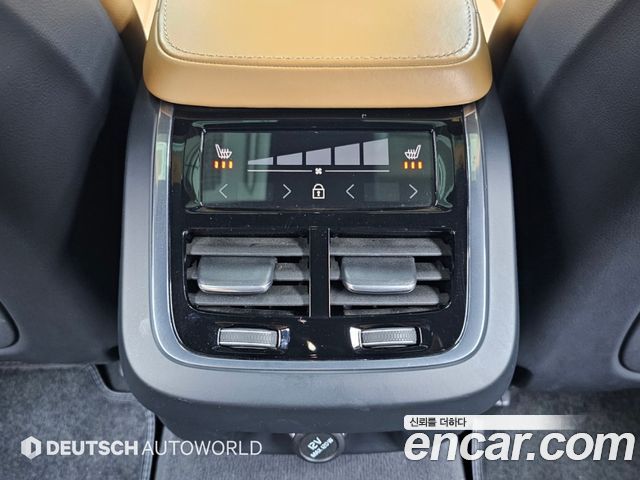 Volvo S90 2019 — photo 16