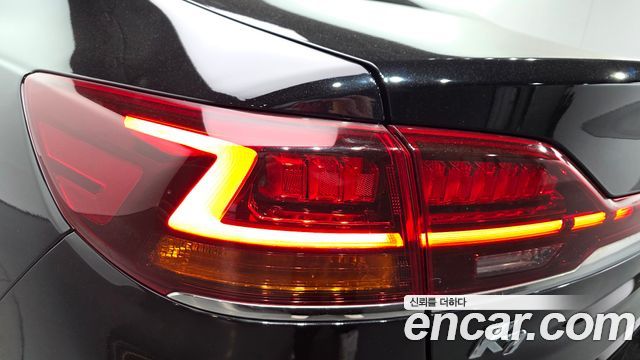 Kia K7 2020 — photo 9