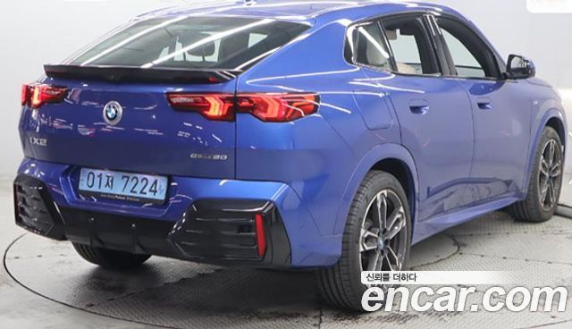 BMW iX2 2024 — photo 2