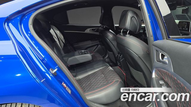 Genesis G70 2018 — photo 12