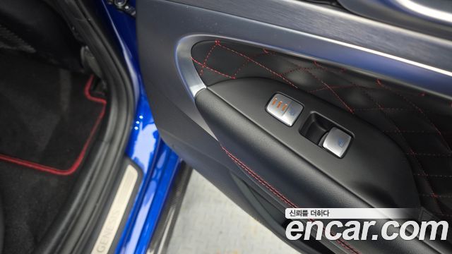 Genesis G70 2018 — photo 19
