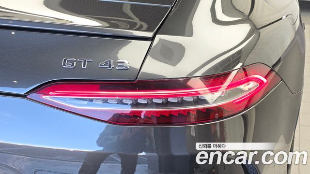 Mercedes-Benz AMG GT 2022 — photo 9