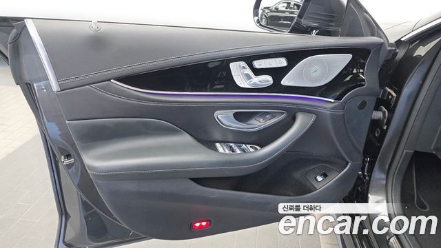 Mercedes-Benz AMG GT 2022 — photo 14