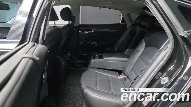 Kia K7 2016 — photo 18