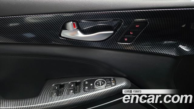 Kia K7 2016 — photo 25