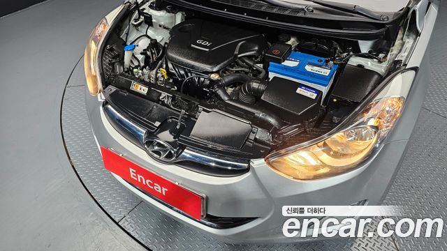 Hyundai AVANTE 2012 — photo 6