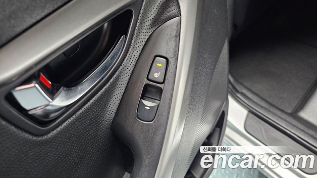 Hyundai AVANTE 2012 — photo 29