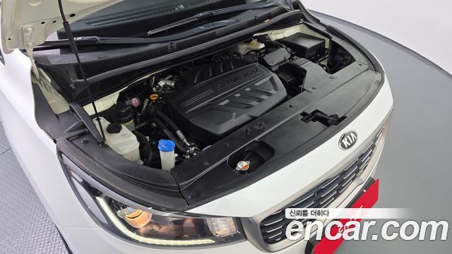 Kia Canival 2019 — photo 6