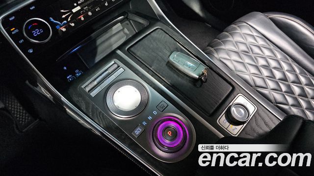Genesis GV80 2020 — photo 9