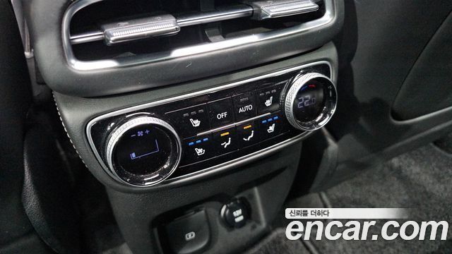 Genesis GV80 2020 — photo 18