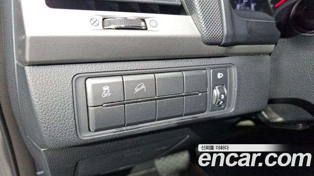 KG Mobility Rexton 2019 — photo 25