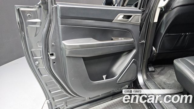 KG Mobility Rexton 2019 — photo 15
