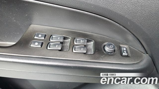 KG Mobility Rexton 2019 — photo 27