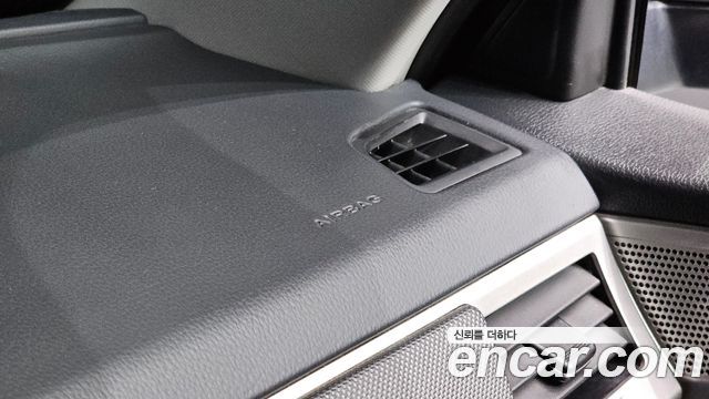 KG Mobility Rexton 2019 — photo 30