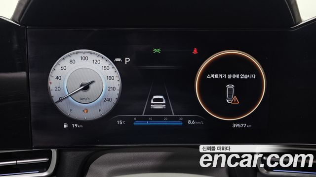 Hyundai AVANTE 2023 — photo 11