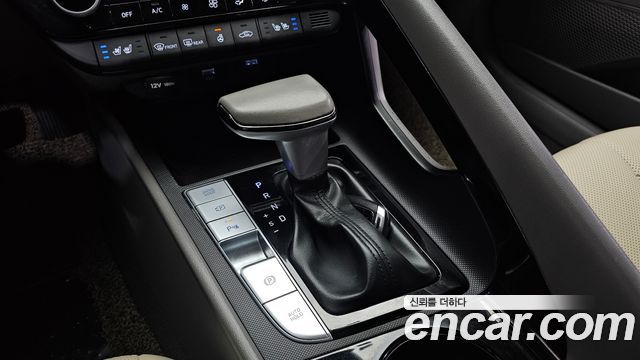 Hyundai AVANTE 2023 — photo 12