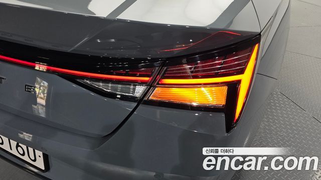 Hyundai AVANTE 2023 — photo 9
