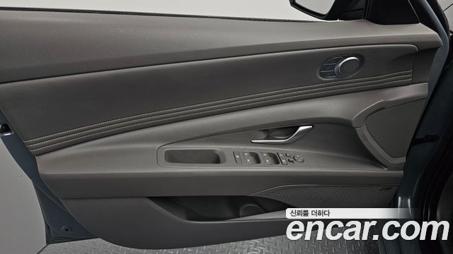 Hyundai AVANTE 2023 — photo 14