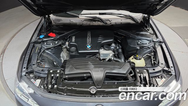 BMW 3-Series 2017 — photo 6