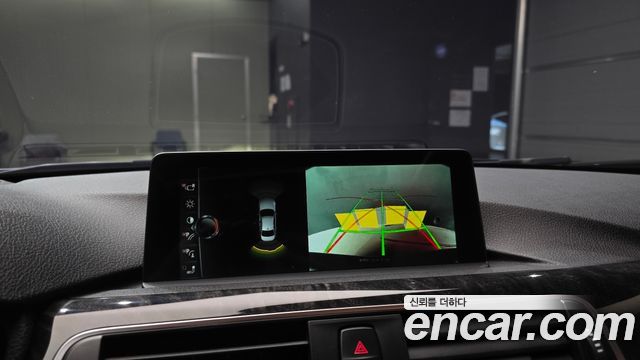 BMW 3-Series 2017 — photo 14