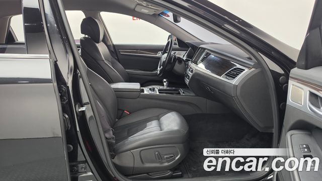 Genesis G80 2018 — photo 16
