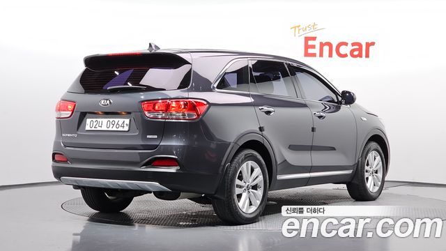 Kia Sorento 2016 — photo 2