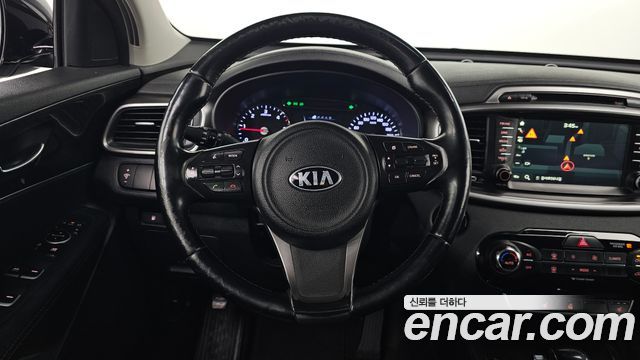 Kia Sorento 2016 — photo 19