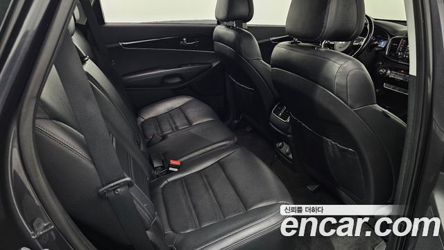Kia Sorento 2016 — photo 24