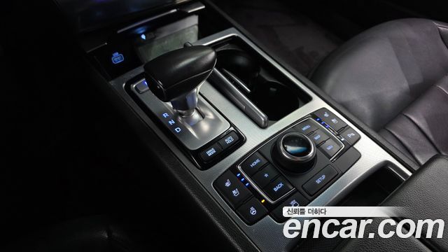 Genesis G80 2019 — photo 9