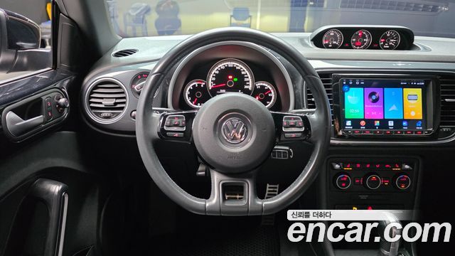 Volkswagen Beatle 2015 — photo 13