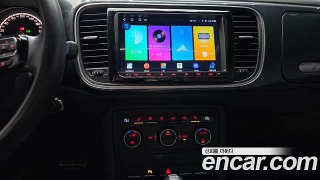 Volkswagen Beatle 2015 — photo 14