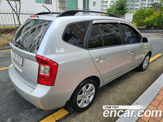 Kia Carens 2009 — photo 19