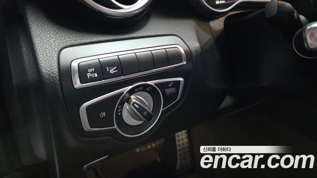 Mercedes-Benz C-Class 2017 — photo 21
