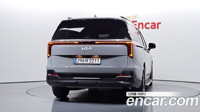 Kia Canival 2024 — photo 4