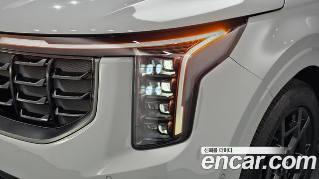 Kia Canival 2024 — photo 8