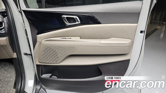 Kia Canival 2024 — photo 15