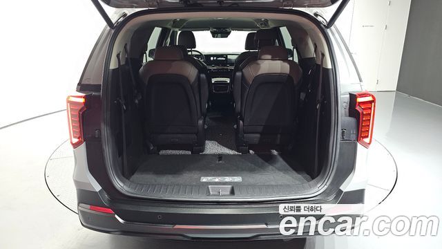 Kia Canival 2024 — photo 40