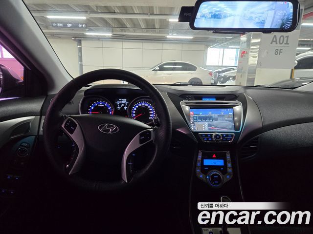 Hyundai AVANTE 2012 — photo 7