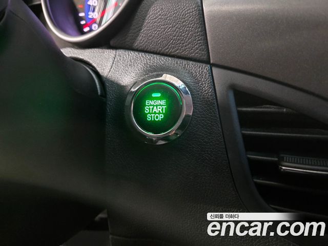 Hyundai AVANTE 2012 — photo 14