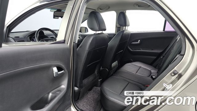 Kia morning 2015 — photo 18