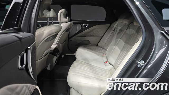 Kia K8 2022 — photo 18
