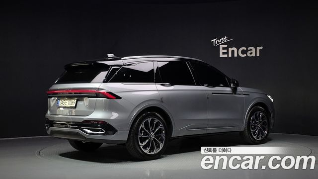 Lincoln Nautilus 2024 — photo 2