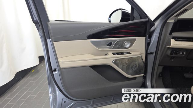 Lincoln Nautilus 2024 — photo 14