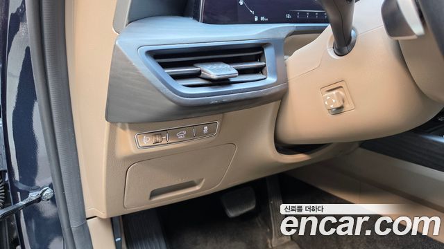 Kia K8 2022 — photo 27