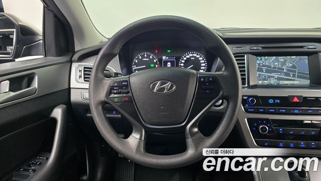Hyundai Sonata 2016 — photo 19