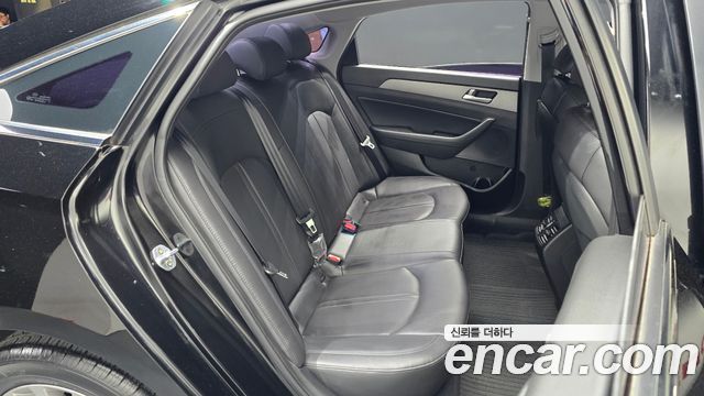 Hyundai Sonata 2016 — photo 16