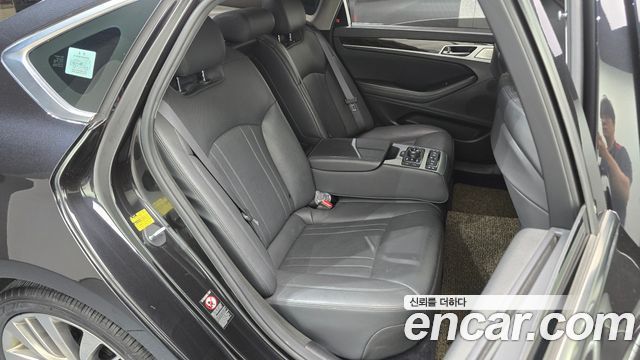 Genesis G80 2018 — photo 11